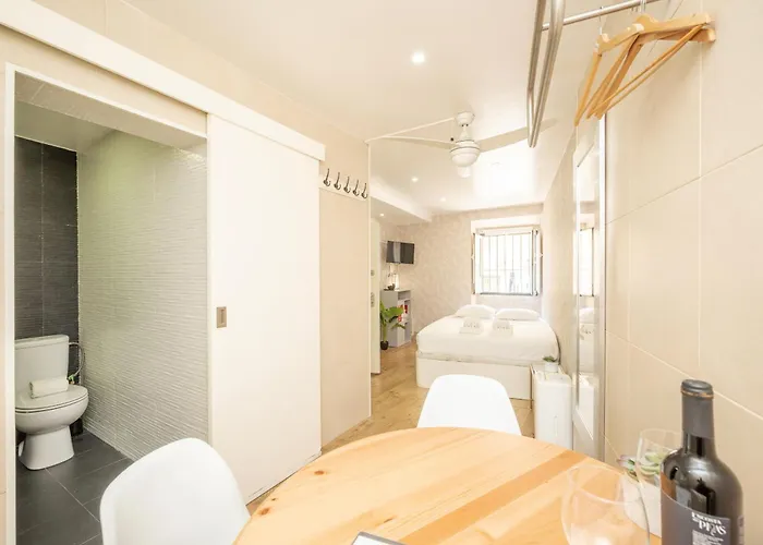 Cosy Mouraria By Hosty ליסבון