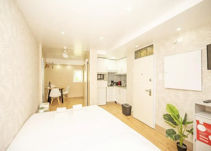Cosy Mouraria By Hosty Apartament *